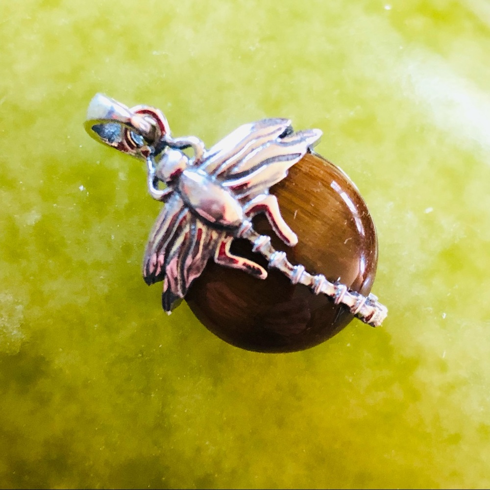 🍃 Sterling Dragonfly & Tiger Eye Pendant 🌱